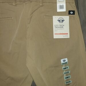 Dockers City Tech Straight Fit Trouser     34 X 29 New With Tags